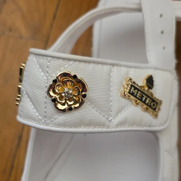 Karl Lagerfeld White Sandals with Gold Accents - Picture 9 of 11